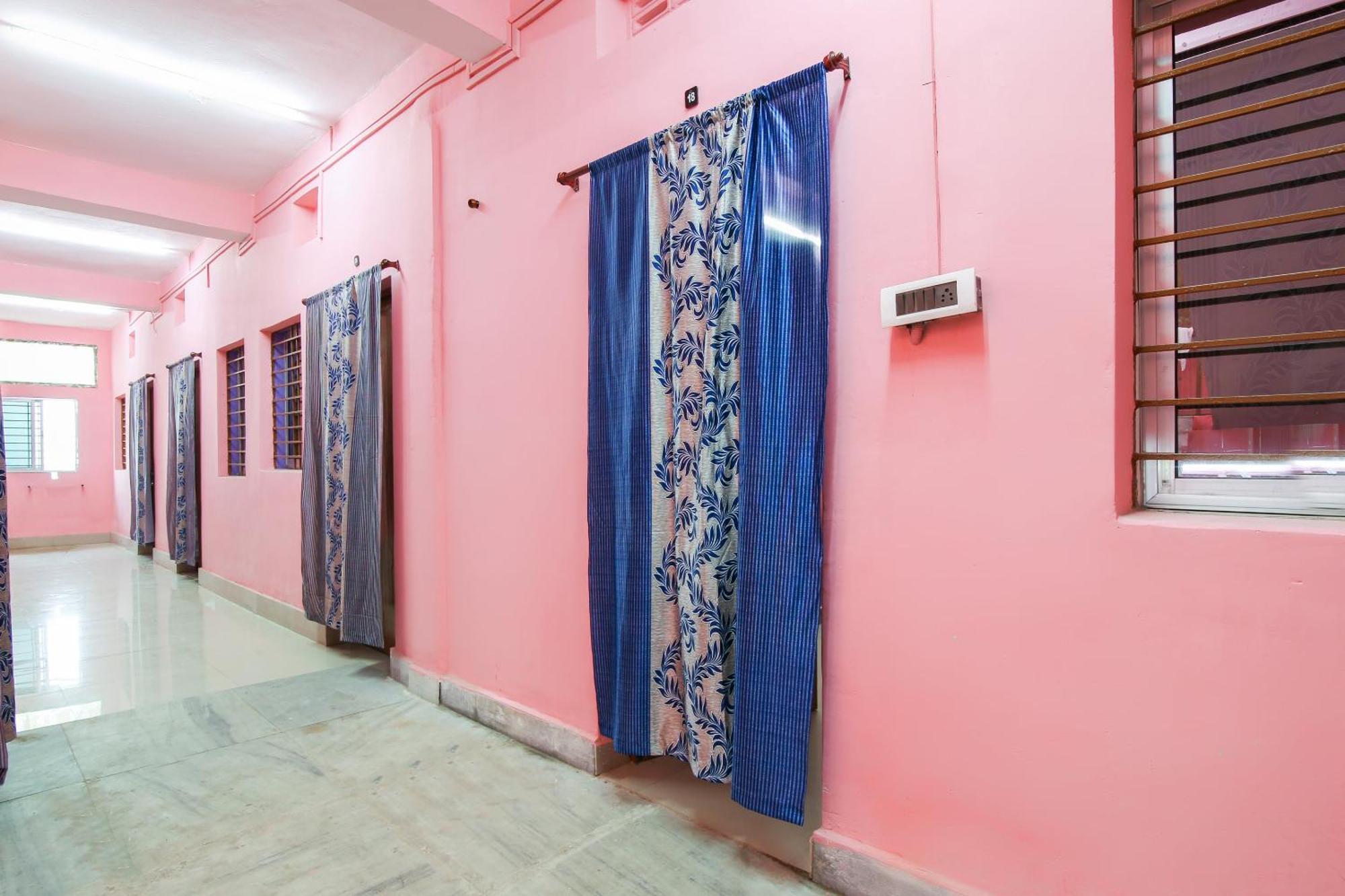 Collection O Nit More Adityapur Formerly Hotel Subheksha Jamshedpur Εξωτερικό φωτογραφία